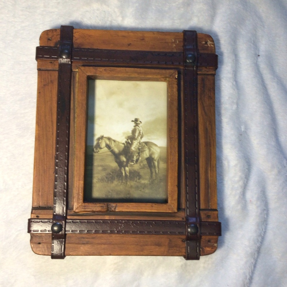 Rustic Picture Frame - 4x6 picture